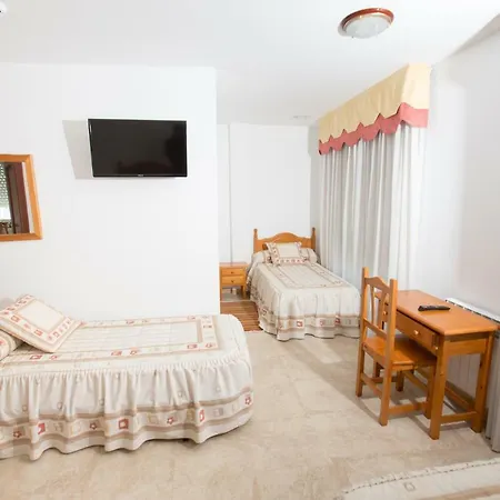 Casa Rodiño 2*